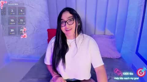 LYA DUBOIS  online show from 06-25-26, 10:03