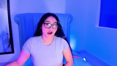 LYA DUBOIS  online show from 07-26-26, 03:14