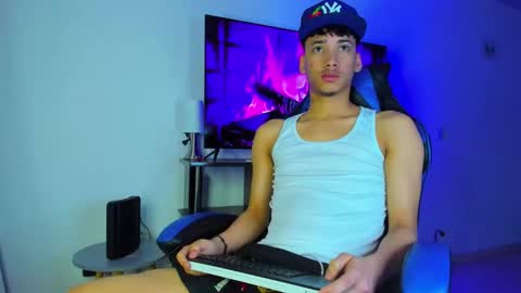 Lyam online show from 03-20-26, 06:51