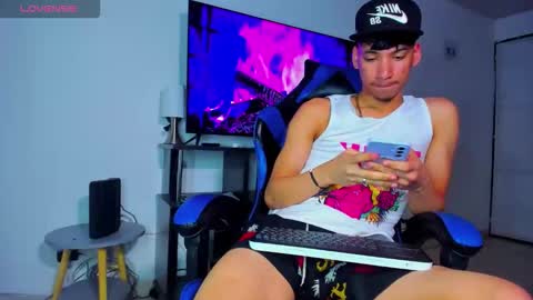 Lyam online show from 04-08-26, 05:29