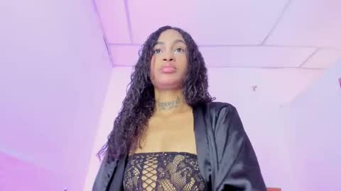 lyana online show from 12-20-25, 12:56