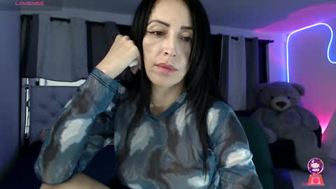 Lyann  online show from 01-24-25, 12:52