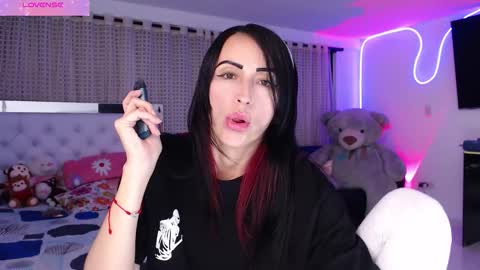 Lyann  online show from 10-05-25, 02:43