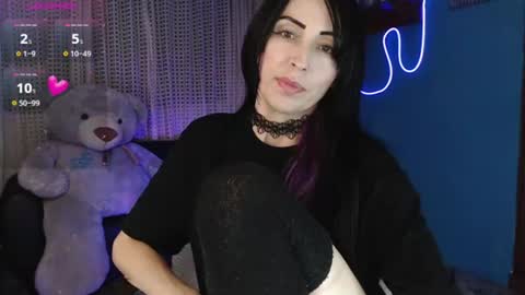 Snapshot of lyann_ chatting on 07-17-26, 01:23 Lyann online show from 07-17-26, 01:23