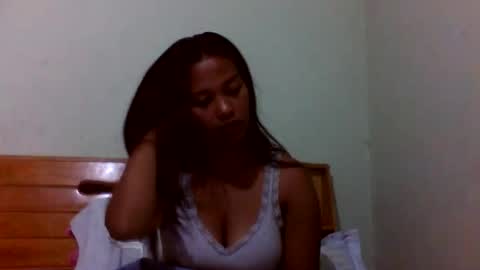 Snapshot of lycia01 chatting on 06-11-26, 02:53 lycia01 online show from 06-11-26, 02:53