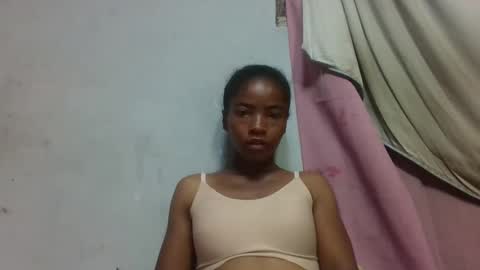 lydie856696 online show from 04-21-26, 02:37