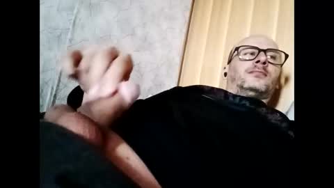 Snapshot of lyelik chatting on 01-16-25, 10:42 Alex online show from 01-16-25, 10:42