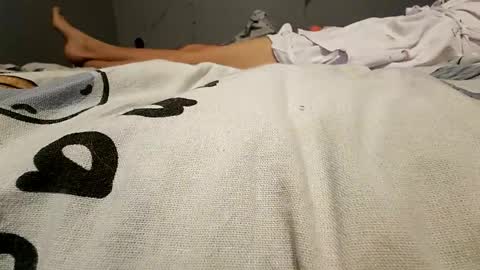 Snapshot of lygcppzzdkqm chatting on 02-15-26, 12:51 zzz online show from 02-15-26, 12:51