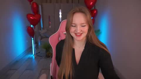 lylanimfa online show from 02-17-25, 05:32