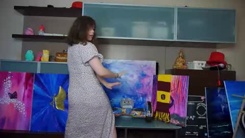 hi im Lyle online show from 02-21-25, 03:34