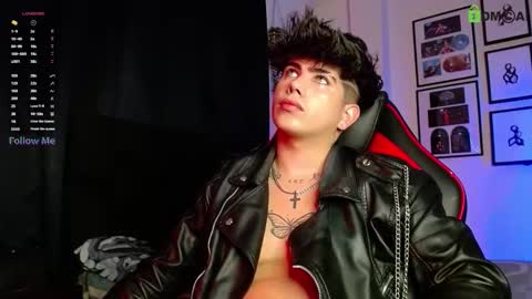 Lyle Bennett Freelance Model online show from 11-19-25, 10:48