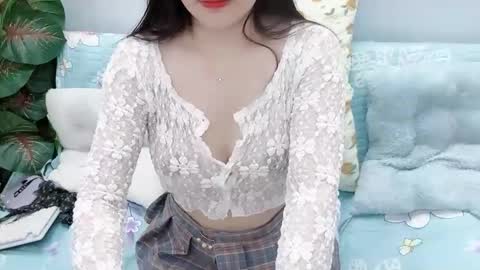 lyly_sweet97 online show from 04-06-26, 06:14