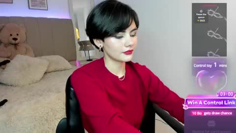 Snapshot of lyn_lebelle chatting on 12-19-24, 06:23 Lyn online show from 12-19-24, 06:23