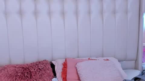 Lyn online show from 09-27-25, 11:04