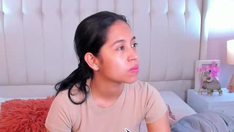 Lyn online show from 12-18-25, 11:05