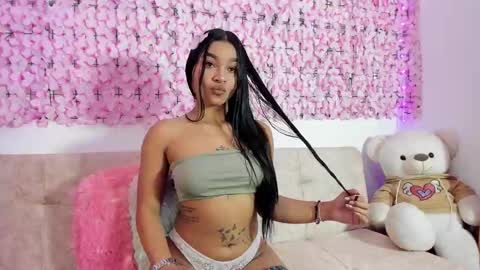 Snapshot of lynda_bonnie chatting on 10-10-25, 11:53 lynda_bonnie online show from 10-10-25, 11:53