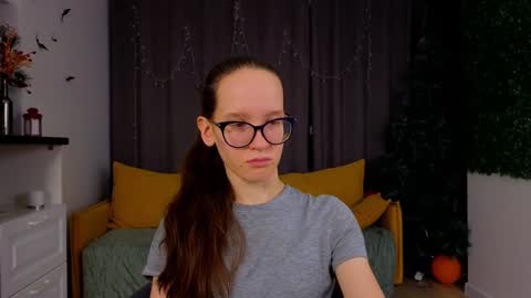 Sara online show from 01-15-25, 04:11