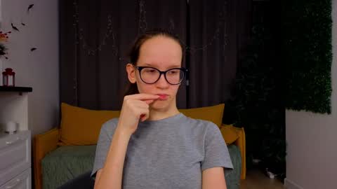 Sara online show from 01-15-25, 10:13