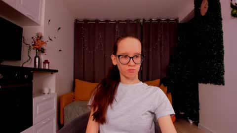 Sara online show from 01-16-25, 04:07