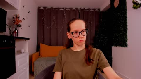 Sara online show from 01-19-25, 10:17