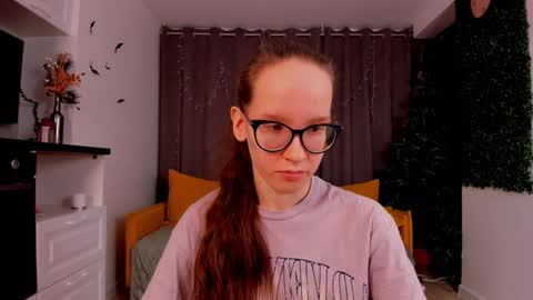 Sara online show from 01-23-25, 07:18