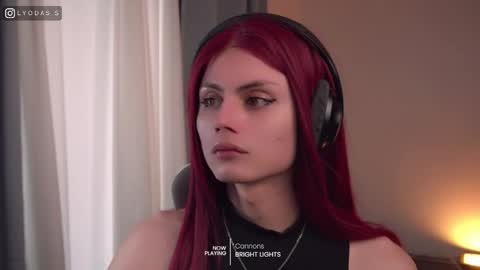 Lyodass online show from 04-15-26, 09:48