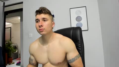 Snapshot of lyonel15 chatting on 03-04-25, 03:59 Lyonel online show from 03-04-25, 03:59