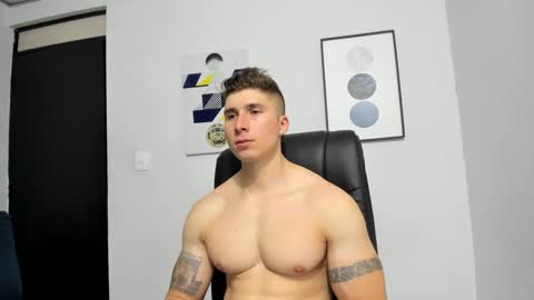 Snapshot of lyonel15 chatting on 03-04-25, 07:43 Lyonel online show from 03-04-25, 07:43