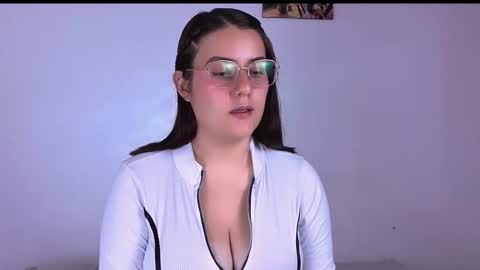 Snapshot of lyracarter chatting on 01-09-26, 04:04 Lyra Carter online show from 01-09-26, 04:04