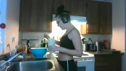 Lyra Rose online show from 01-06-25, 04:02