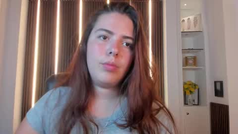 Lyssa  Everyday From 0700 to 1630 Col Time online show from 10-27-25, 07:18