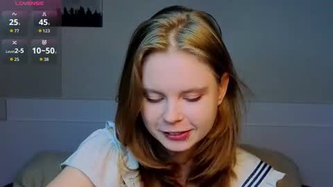 Julie online show from 08-06-26, 10:00