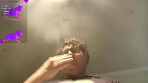 lyxx_2 online show from 06-05-26, 12:06
