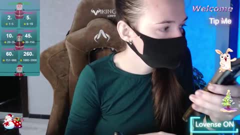 Snapshot of m00n8kiki chatting on 01-09-26, 06:27 Ksu online show from 01-09-26, 06:27