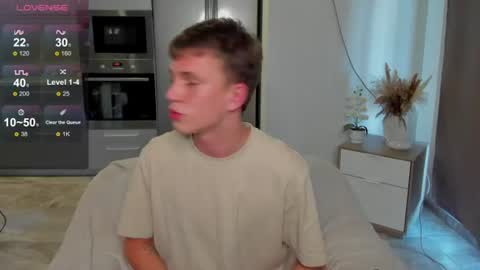 Snapshot of m0neyken_ chatting on 08-01-26, 03:39 m0neyken_ online show from 08-01-26, 03:39