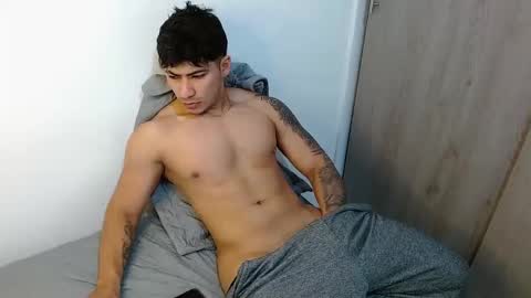 MICHAEL online show from 03-08-26, 01:59