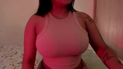 Emilia  online show from 04-24-26, 02:19