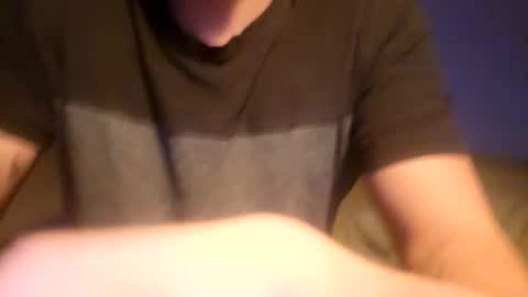 Snapshot of m1guele chatting on 12-07-24, 01:14 Fucklover online show from 12-07-24, 01:14