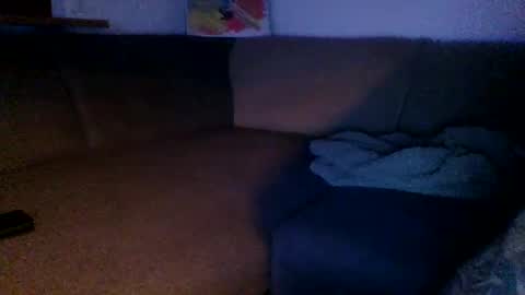 Snapshot of m1guele chatting on 12-15-24, 11:42 Fucklover online show from 12-15-24, 11:42