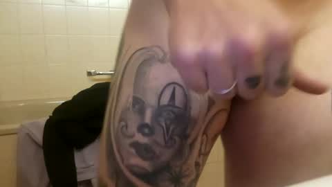 Snapshot of m1guele chatting on 03-12-25, 11:22 Fucklover online show from 03-12-25, 11:22