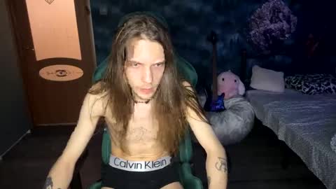 Snapshot of m1shq chatting on 12-07-24, 04:25 m1shq online show from 12-07-24, 04:25