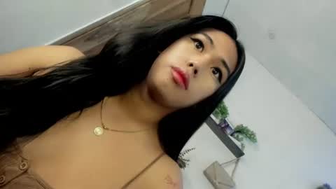 Snapshot of m1ssjanelana69 chatting on 06-18-26, 10:09 Janelovesu online show from 06-18-26, 10:09