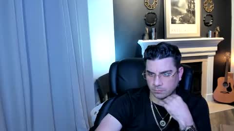 Snapshot of m4ck764561 chatting on 09-15-25, 03:17 m4ck online show from 09-15-25, 03:17