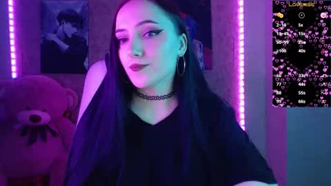 Snapshot of m_e_l_i_s_s_a_ chatting on 11-27-25, 10:45 Melissa online show from 11-27-25, 10:45