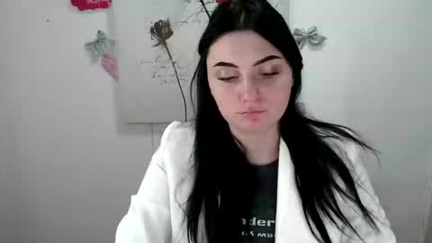 m_i_k_i_ online show from 03-09-26, 11:58