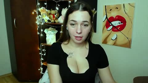 Vikki online show from 01-25-25, 11:55