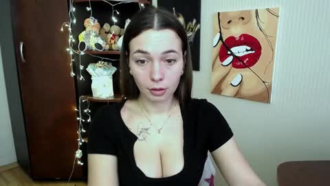 Vikki online show from 03-05-25, 10:55