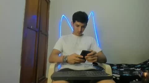 Snapshot of maaster420 chatting on 01-08-26, 05:15 itgram pezlo josue online show from 01-08-26, 05:15