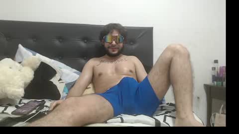 Snapshot of maaxxx_steel chatting on 11-09-25, 05:28 Soy Max online show from 11-09-25, 05:28