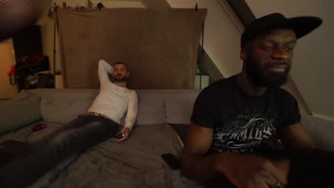 Snapshot of mac_troy chatting on 12-09-24, 06:25 Mac Troy online show from 12-09-24, 06:25